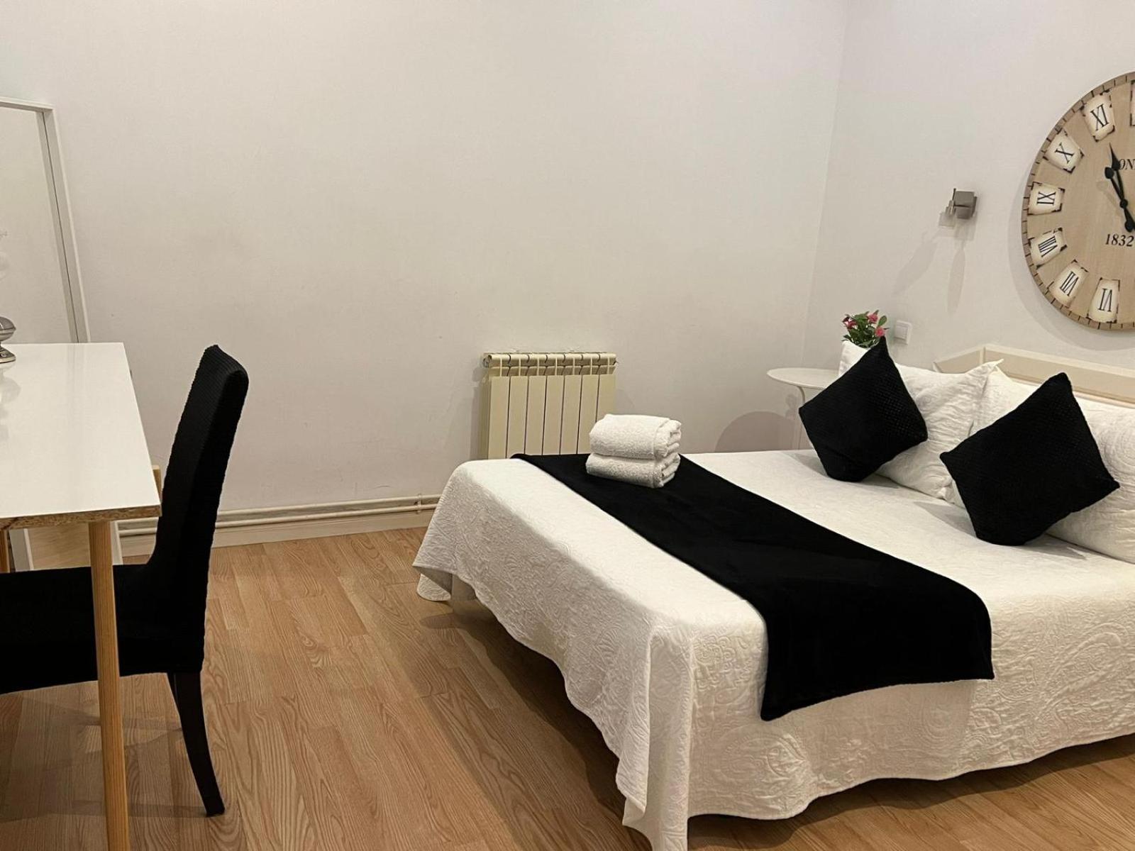 Ch Prada Hotel Madrid Kültér fotó
