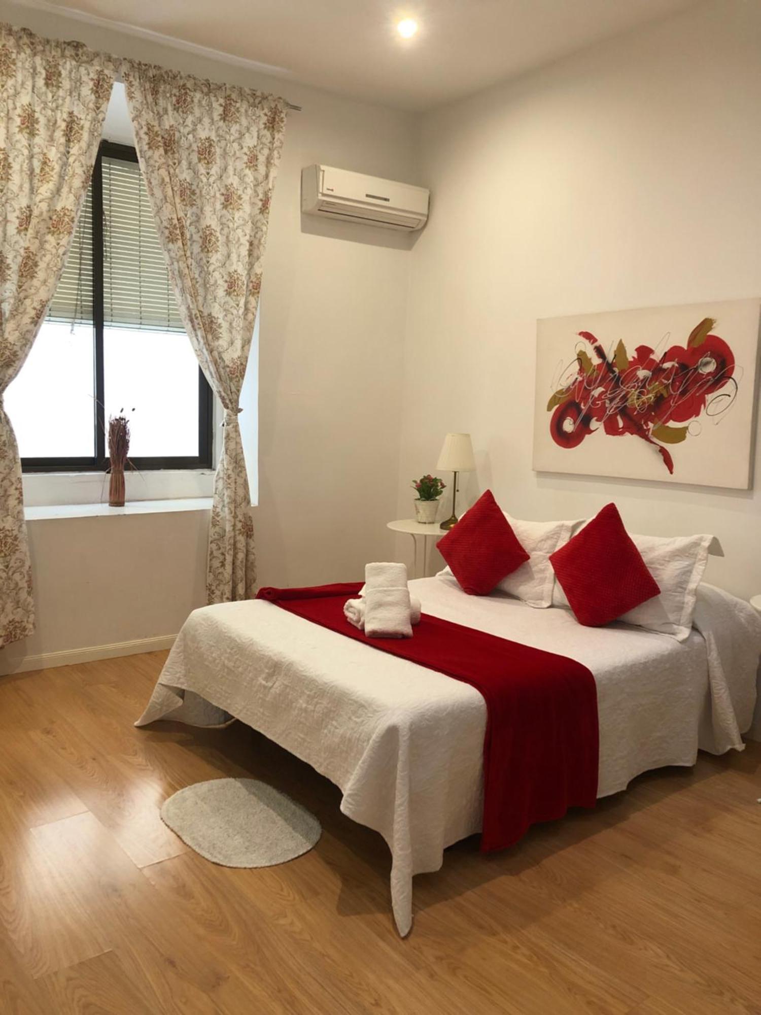 Ch Prada Hotel Madrid Kültér fotó